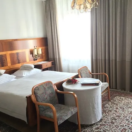 Seehotel Schwan 4* Gmunden