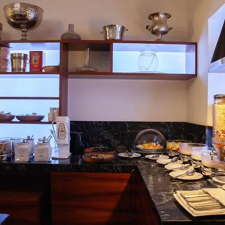 Отель Seehotel Schwan 4*