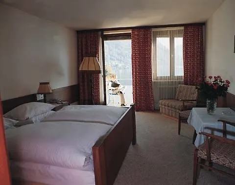 Seehotel Schwan Отель Гмунден