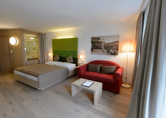 Seehotel Schwan Отель Гмунден